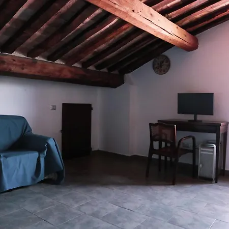 Casa Del Sole, Tra Arte E Natura, House Of The Sun, Between Art And Nature * Pergola