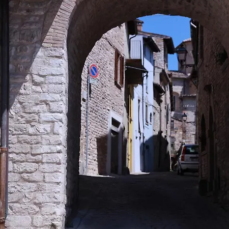 Casa Del Sole, Tra Arte E Natura, House Of The Sun, Between Art And Nature