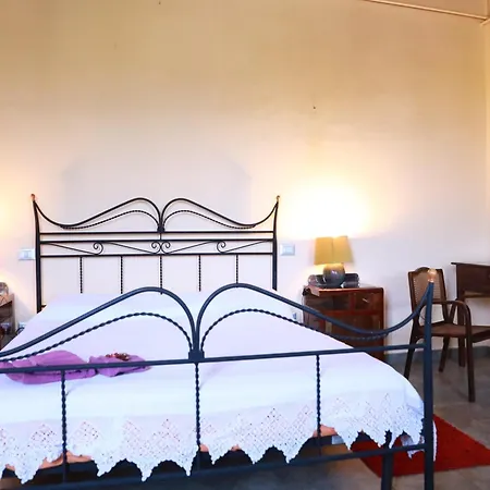 Casa Del Sole, Tra Arte E Natura, House Of The Sun, Between Art And Nature